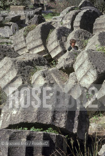( GRECIA  ) OLIMPIA : ROVINE DEL TEMPIO DI ZEUS  - © 1990 Graziano Arici/Rosebud2 / GEO / PELOPPONESO / ELIDE