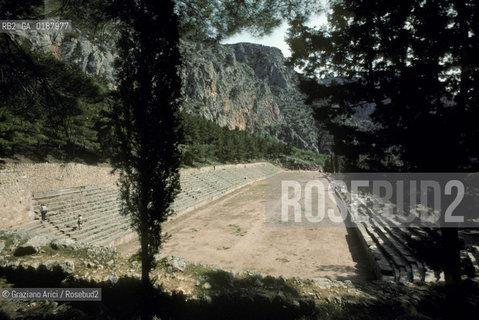 ( GRECIA  ) DELFI : LO STADIO  © 1990 Graziano Arici/Rosebud2 / GEO / FOCIDE