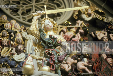 ( SVIZZERA CONFEDERAZIONE ELVETICA  ) BERNA : LA CATTEDRALE  MUNSTER © 1995 Graziano Arici/Rosebud2 / GEO / PORTALE GIUDIZIO UNIVERSALE