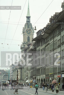 ( SVIZZERA CONFEDERAZIONE ELVETICA  ) BERNA : LA STRADA MARKTGASSE  © 1995 Graziano Arici/Rosebud2 / GEO