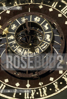 ( SVIZZERA CONFEDERAZIONE ELVETICA  ) BERNA : LA TORRE DELLOROLOGIO © 1995 Graziano Arici/Rosebud2 / GEO