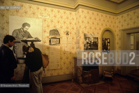 ( SVIZZERA CONFEDERAZIONE ELVETICA  ) BERNA : LA CASA NATALE DI ALBERT EINSTEIN  © 1995 Graziano Arici/Rosebud2 / GEO / SCIENZA