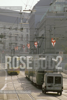 ( SVIZZERA CONFEDERAZIONE ELVETICA  ) BASILEA : LA STRADA STEINENBERG   © 1995 Graziano Arici/Rosebud2 / GEO TRAM