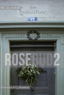 ( SVIZZERA CONFEDERAZIONE ELVETICA  ) BASILEA :  CASE DEL CENTRO STORICO   © 1995 Graziano Arici/Rosebud2 / GEO PORTA