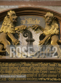 ( SVIZZERA CONFEDERAZIONE ELVETICA  ) BASILEA : STEMMA DELLA CITTA © 1995 Graziano Arici/Rosebud2 / GEO LEONE