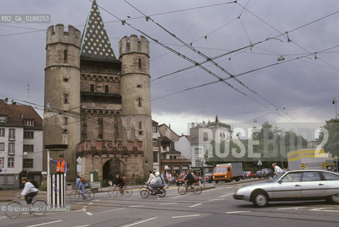 ( SVIZZERA CONFEDERAZIONE ELVETICA  ) BASILEA :  LA SPALENTOR  © 1995 Graziano Arici/Rosebud2 / GEO PORTA