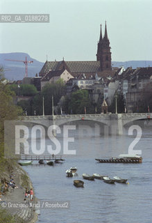( SVIZZERA CONFEDERAZIONE ELVETICA  ) BASILEA : IL FIUME RENO    © 1995 Graziano Arici/Rosebud2 / GEO