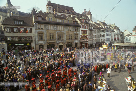 ( SVIZZERA CONFEDERAZIONE ELVETICA  ) BASILEA :  IL CARNEVALE    © 1995 Graziano Arici/Rosebud2 / GEO / MASCHERA