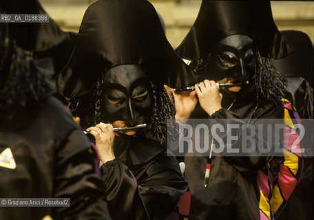 ( SVIZZERA CONFEDERAZIONE ELVETICA  ) BASILEA :  IL CARNEVALE    © 1995 Graziano Arici/Rosebud2 / GEO / MASCHERA