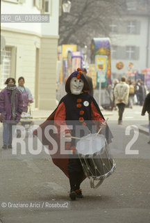 ( SVIZZERA CONFEDERAZIONE ELVETICA  ) BASILEA :  IL CARNEVALE    © 1995 Graziano Arici/Rosebud2 / GEO / MASCHERA