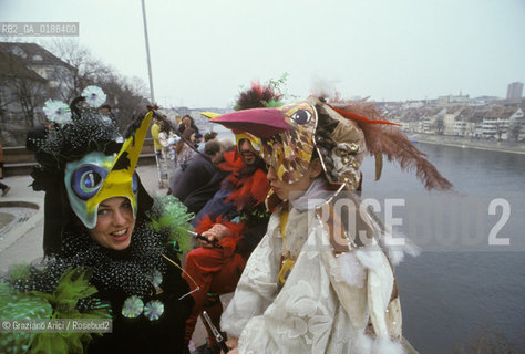( SVIZZERA CONFEDERAZIONE ELVETICA  ) BASILEA :  IL CARNEVALE    © 1995 Graziano Arici/Rosebud2 / GEO / MASCHERA FIUME RENO