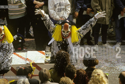 ( SVIZZERA CONFEDERAZIONE ELVETICA  ) BASILEA :  IL CARNEVALE    © 1995 Graziano Arici/Rosebud2 / GEO / MASCHERA