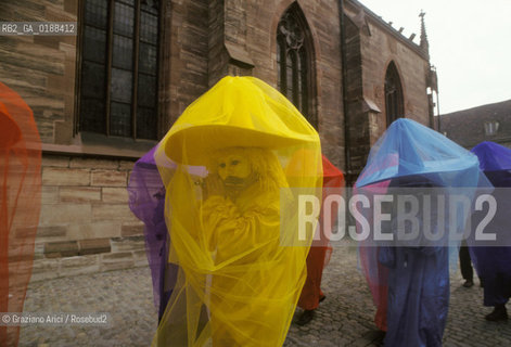 ( SVIZZERA CONFEDERAZIONE ELVETICA  ) BASILEA :  IL CARNEVALE    © 1995 Graziano Arici/Rosebud2 / GEO / MASCHERA