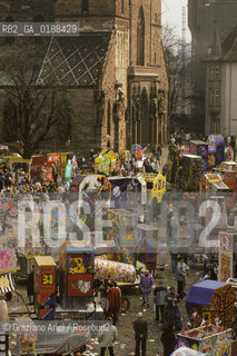 ( SVIZZERA CONFEDERAZIONE ELVETICA  ) BASILEA :  IL CARNEVALE    © 1995 Graziano Arici/Rosebud2 / GEO / MASCHERA