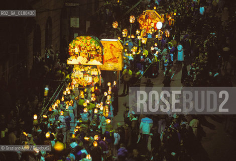 ( SVIZZERA CONFEDERAZIONE ELVETICA  ) BASILEA :  IL CARNEVALE    © 1995 Graziano Arici/Rosebud2 / GEO / MASCHERA