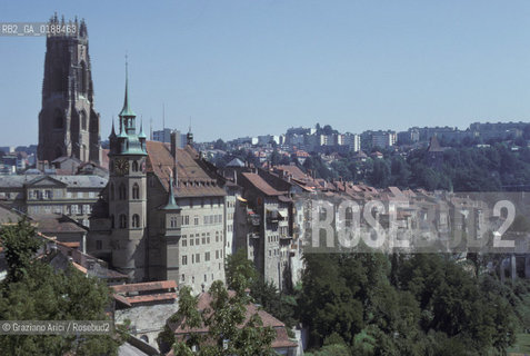 ( SVIZZERA CONFEDERAZIONE ELVETICA  ) CANTONE DI FRIBURGO  FRIBURGO : PANORAMA   © 1995 Graziano Arici/Rosebud2 / GEO