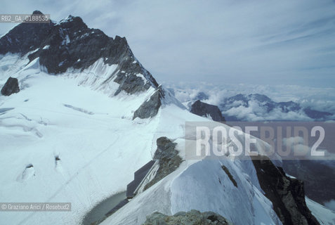 ( SVIZZERA CONFEDERAZIONE ELVETICA  ) CANTONE DI BERNA  GHIACCIAIO DELLO JUNGFRAU   © 1995 Graziano Arici/Rosebud2 / GEO NEVE MONTAGNA