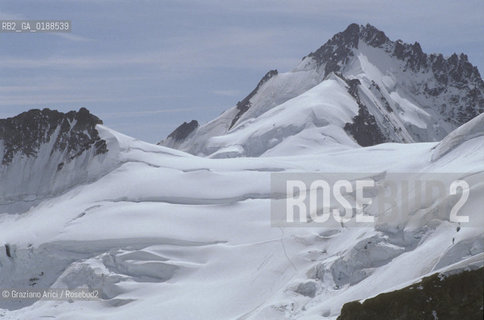( SVIZZERA CONFEDERAZIONE ELVETICA  ) CANTONE DI BERNA  GHIACCIAIO DELLO JUNGFRAU   © 1995 Graziano Arici/Rosebud2 / GEO SCI NEVE MONTAGNA