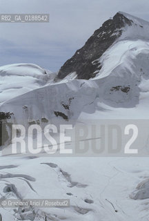 ( SVIZZERA CONFEDERAZIONE ELVETICA  ) CANTONE DI BERNA  GHIACCIAIO DELLO JUNGFRAU   © 1995 Graziano Arici/Rosebud2 / GEO NEVE MONTAGNA