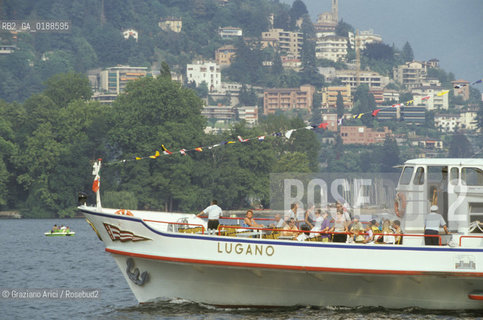 ( SVIZZERA CONFEDERAZIONE ELVETICA  ) CANTONE TICINO  LUGANO  : IL LAGO  © 1995 Graziano Arici/Rosebud2 / GEO