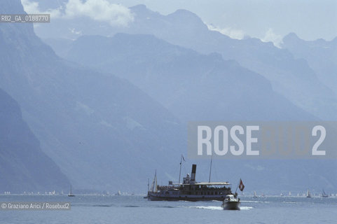 ( SVIZZERA CONFEDERAZIONE ELVETICA  )  LAGO DEI QUATRO CANTONI   © 1995 Graziano Arici/Rosebud2 / GEO MONTAGNA