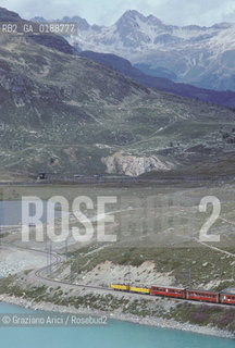 ( SVIZZERA CONFEDERAZIONE ELVETICA  )  CANTONE DEI GRIGIONI PASSO E FERROVIA DEL BERNINA    © 1995 Graziano Arici/Rosebud2 / GEO / MONTAGNA