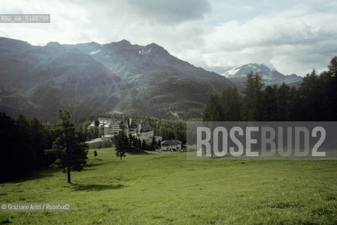 ( SVIZZERA CONFEDERAZIONE ELVETICA  )  CANTONE DEI GRIGIONI SANKT MORITZ : HOTEL  © 1995 Graziano Arici/Rosebud2 / GEO