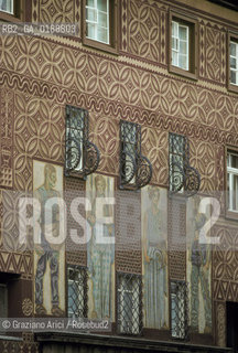 ( SVIZZERA CONFEDERAZIONE ELVETICA  )  CANTONE DEI GRIGIONI SANKT MORITZ : DECORAZIONE LIBERTY DELLA PASTICCERIA HANSELMANNS  © 1995 Graziano Arici/Rosebud2 / GEO