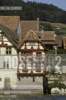( SVIZZERA CONFEDERAZIONE ELVETICA  )  CANTONE DI SCIAFFUSA STEIN AM RHEIN :  IL FIUME RENO  © 1995 Graziano Arici/Rosebud2 / GEO