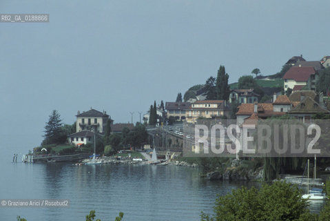 ( SVIZZERA CONFEDERAZIONE ELVETICA  )  CANTONE DI VAUD VEVEY  : LAGO DI GINEVRA © 1995 Graziano Arici/Rosebud2 / GEO