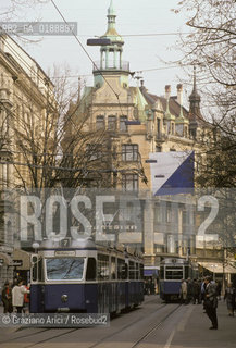 ( SVIZZERA CONFEDERAZIONE ELVETICA  )  CANTONE DI ZURIGO ZURIGO : STRADA BAHNHOSTRASSE © 1995 Graziano Arici/Rosebud2 / GEO