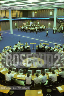 ( SVIZZERA CONFEDERAZIONE ELVETICA  )  CANTONE DI ZURIGO ZURIGO : LA BORSA DI ZURIGO  © 1995 Graziano Arici/Rosebud2 / GEO FINANZA