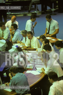 ( SVIZZERA CONFEDERAZIONE ELVETICA  )  CANTONE DI ZURIGO ZURIGO : LA BORSA DI ZURIGO  © 1995 Graziano Arici/Rosebud2 / GEO FINANZA