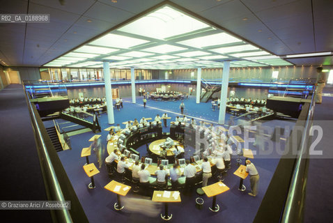 ( SVIZZERA CONFEDERAZIONE ELVETICA  )  CANTONE DI ZURIGO ZURIGO : LA BORSA DI ZURIGO  © 1995 Graziano Arici/Rosebud2 / GEO FINANZA