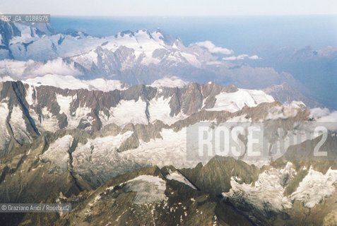 ( SVIZZERA CONFEDERAZIONE ELVETICA  )  LE ALPI  © 1995 Graziano Arici/Rosebud2 / GEO MONTAGNA