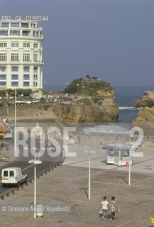 ( FRANCIA  )  PAYS BASQUE BIARRITZ :  LUNGOMARE   © 1999 Graziano Arici/Rosebud2 / GEO