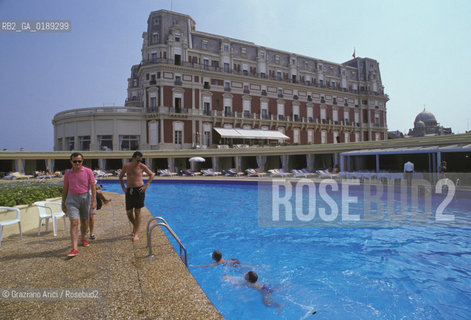 ( FRANCIA  )  PAYS BASQUE BIARRITZ : HOTEL DU PALAIS    © 1999 Graziano Arici/Rosebud2 / GEO PISCINA