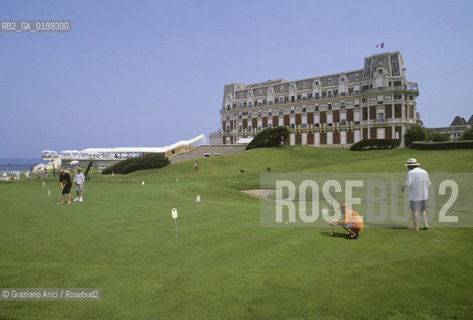 ( FRANCIA  )  PAYS BASQUE BIARRITZ : HOTEL DU PALAIS    © 1999 Graziano Arici/Rosebud2 / GEO MINI GOLF