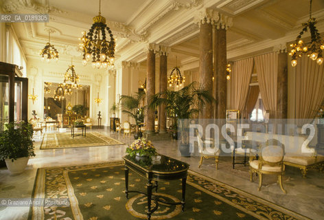 ( FRANCIA  )  PAYS BASQUE BIARRITZ : HOTEL DU PALAIS    © 1999 Graziano Arici/Rosebud2 / GEO HALL