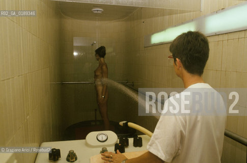 ( FRANCIA  )  PAYS BASQUE BIARRITZ : ISTITUTO DI TALASSOTERAPIA  LOUISON BOBET     © 1999 Graziano Arici/Rosebud2 / GEO TERME ACQUA