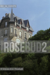 ( FRANCIA  )  PAYS BASQUE BIARRITZ :  UNA VILLA   © 1999 Graziano Arici/Rosebud2 / GEO