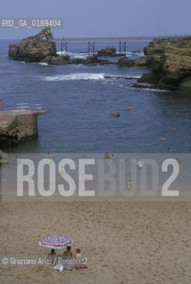 ( FRANCIA  )  PAYS BASQUE BIARRITZ :  SPIAGGIA  © 1999 Graziano Arici/Rosebud2 / GEO