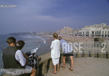 ( FRANCIA  )  PAYS BASQUE BIARRITZ :  SPIAGGIA  © 1999 Graziano Arici/Rosebud2 / GEO