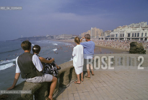 ( FRANCIA  )  PAYS BASQUE BIARRITZ :  SPIAGGIA  © 1999 Graziano Arici/Rosebud2 / GEO