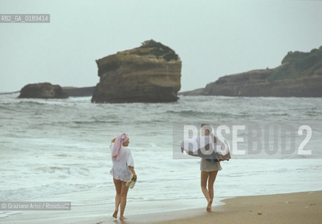( FRANCIA  )  PAYS BASQUE BIARRITZ :  SPIAGGIA  © 1999 Graziano Arici/Rosebud2 / GEO
