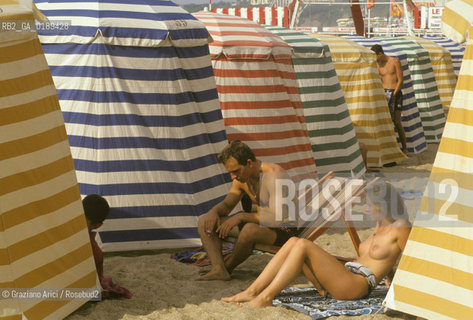 ( FRANCIA  )  PAYS BASQUE BIARRITZ :  SPIAGGIA LA GRAND PLAGE   © 1999 Graziano Arici/Rosebud2 / GEO