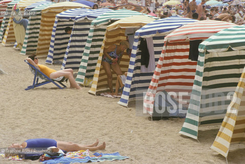 ( FRANCIA  )  PAYS BASQUE BIARRITZ :  SPIAGGIA LA GRAND PLAGE     © 1999 Graziano Arici/Rosebud2 / GEO TENDA