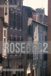 ( FRANCIA  )  MIDI-PYRENEES ALBI : CASE  © 1999 Graziano Arici/Rosebud2 / GEO