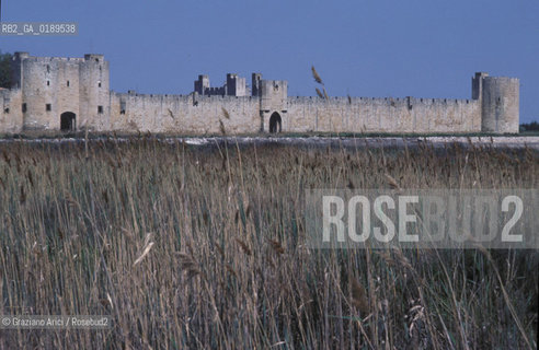 ( FRANCIA  )  LANGUEDOC-ROUSSILLON AIGUES-MORTES : LE MURA DELLA CITTA   © 1999 Graziano Arici/Rosebud2 / GEO