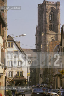( FRANCIA  )  ALSAZIA ROUFFACH : UNA VIA DEL CENTRO  © 1999 Graziano Arici/Rosebud2 / GEO